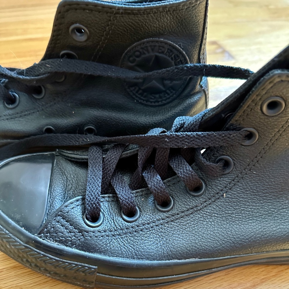 Chuck Taylor All Star Leather Converse